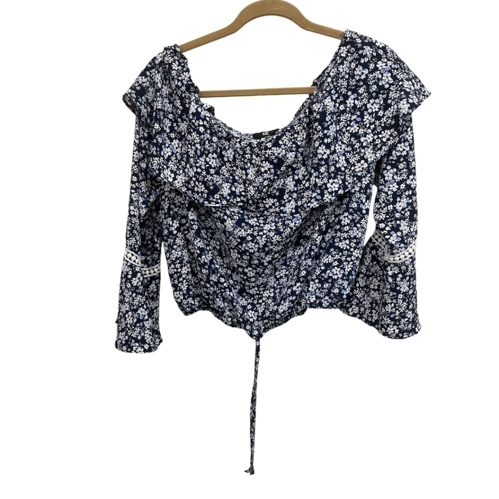 𝅺IZ Byer Crop Off The Shoulder Floral Top Lace Sleeve Blue Daisy Design  XL